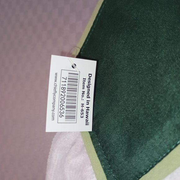 NWT Hawaiian Print Kitchen Towel - Picture 3 of 6